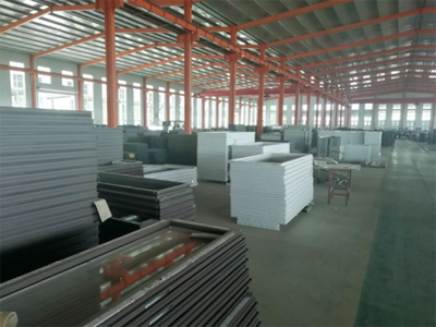 區(qū)安置房建設(shè)指揮部組織施工單位與章丘建材企業(yè)對接，助力建筑材料高效供應(yīng)